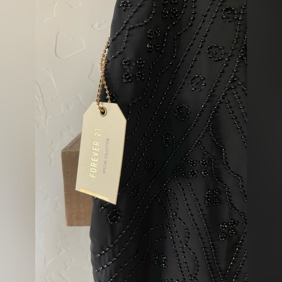 Forever 21| Black Fully Beaded Mini Skirt, Size Large—Lined••• - Picture 6 of 14